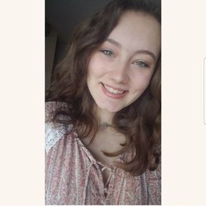 Meet your Posher, Isabella